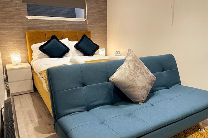 Lovely 3 Bedroom Apartment With Private Garden In Edinburgh City Centre Extérieur photo