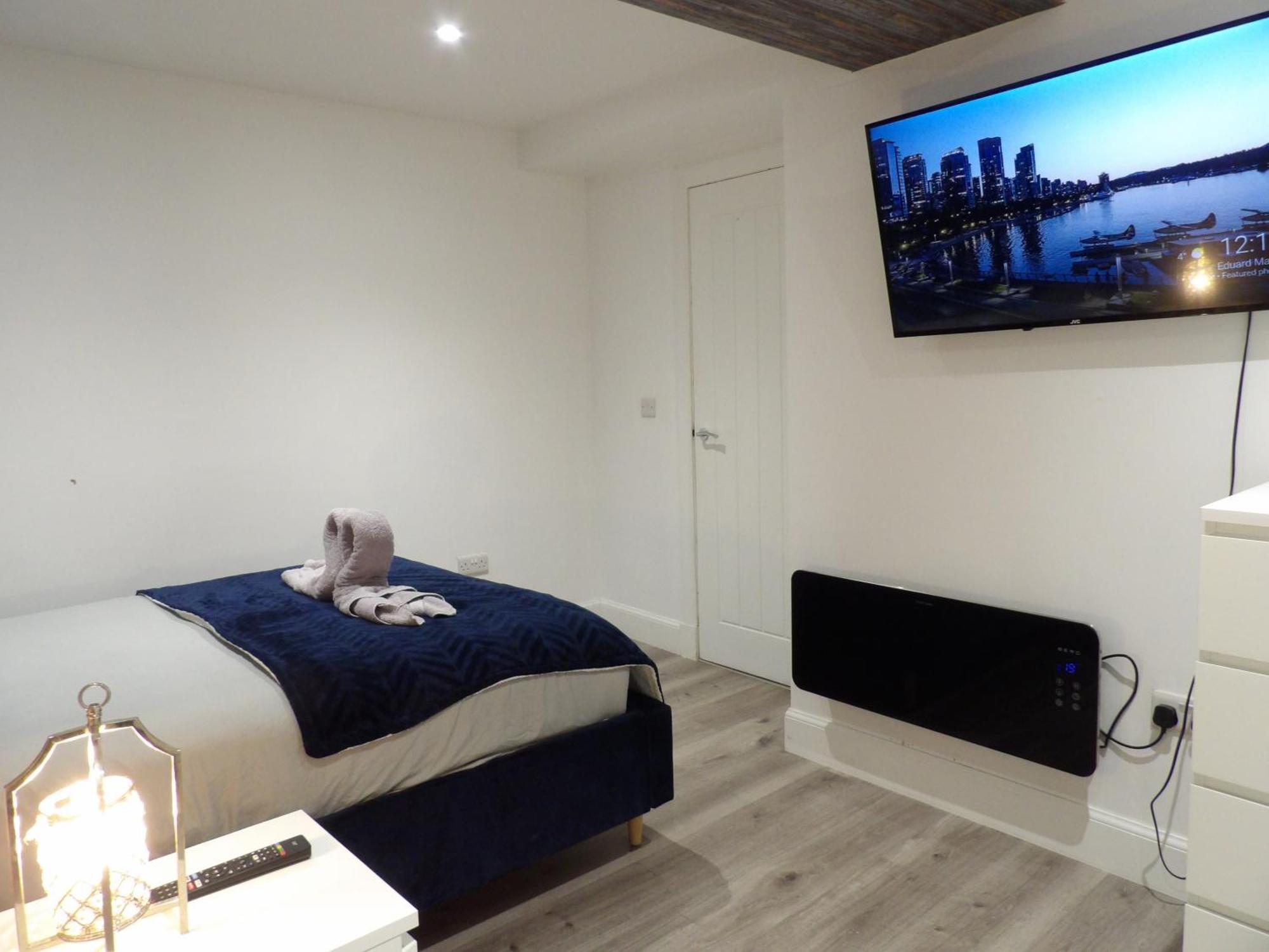 Lovely 3 Bedroom Apartment With Private Garden In Edinburgh City Centre Extérieur photo