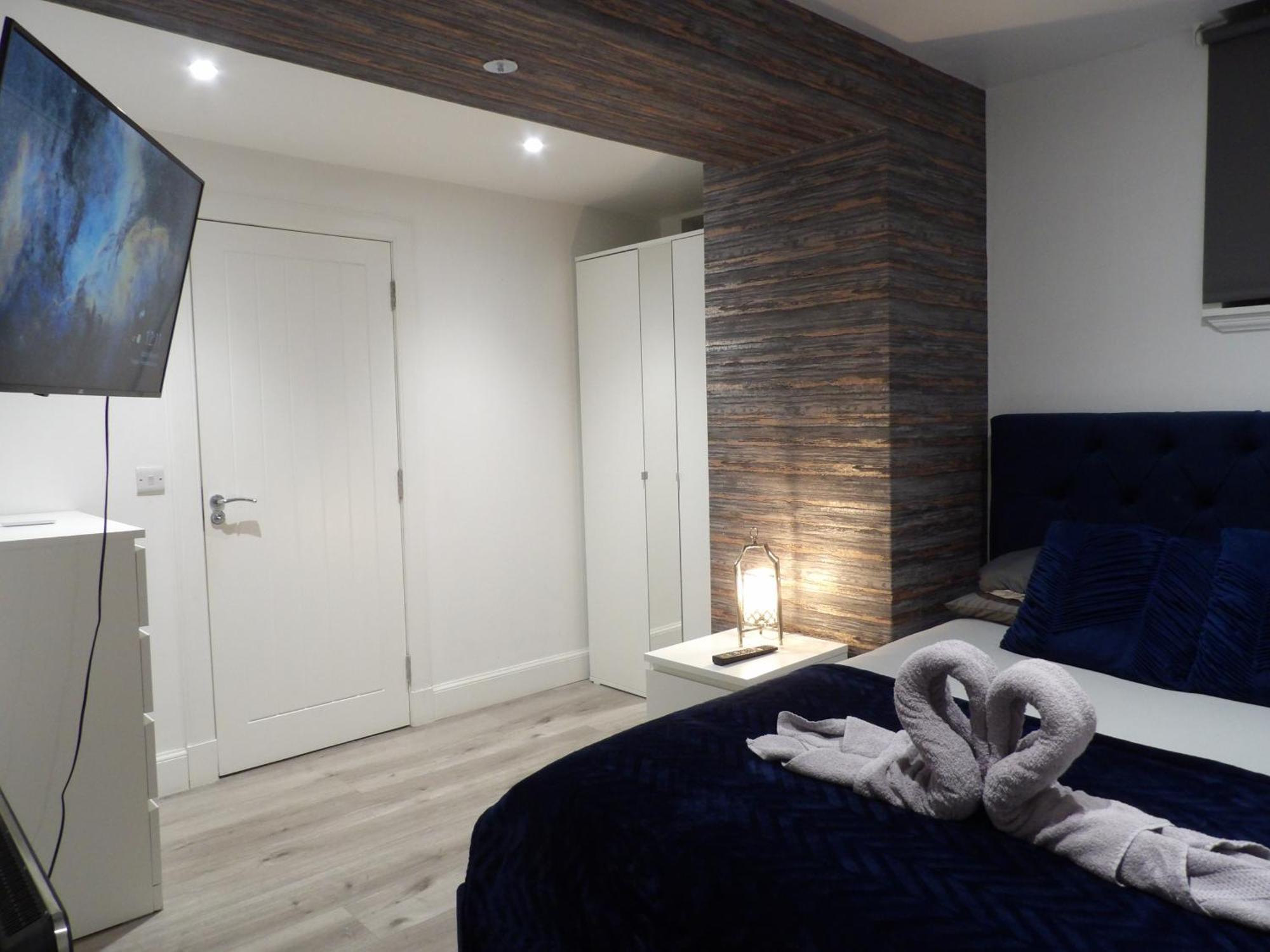 Lovely 3 Bedroom Apartment With Private Garden In Edinburgh City Centre Extérieur photo