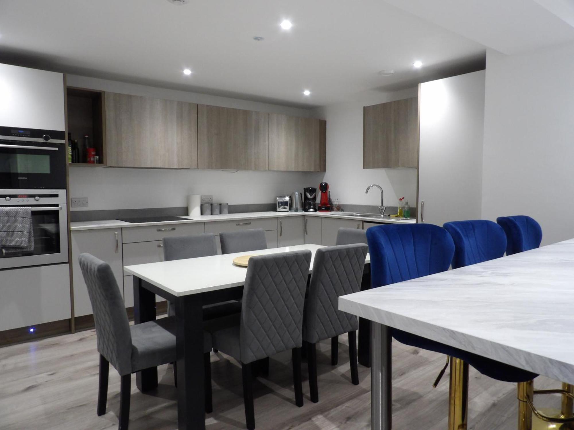 Lovely 3 Bedroom Apartment With Private Garden In Edinburgh City Centre Extérieur photo